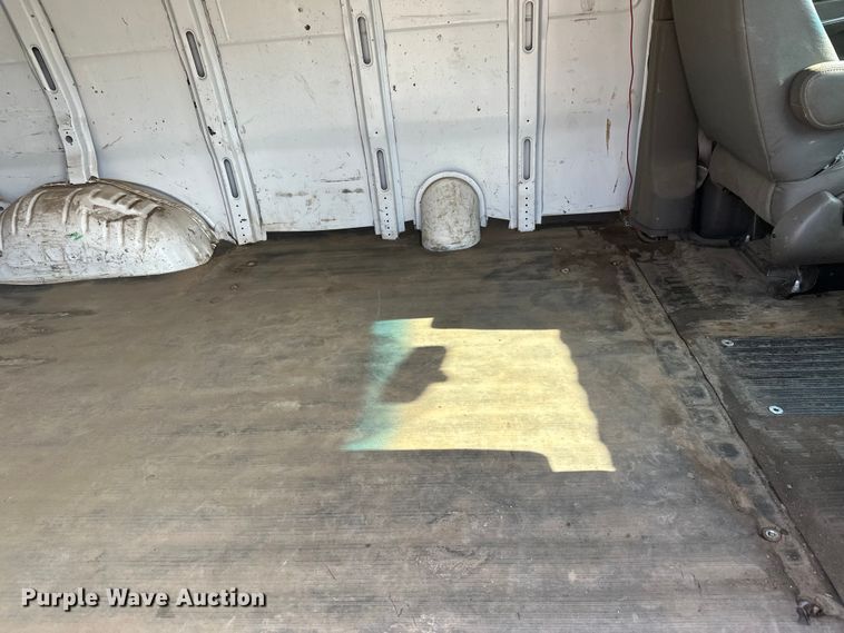 image for item FK0006 2011 Chevrolet Express van