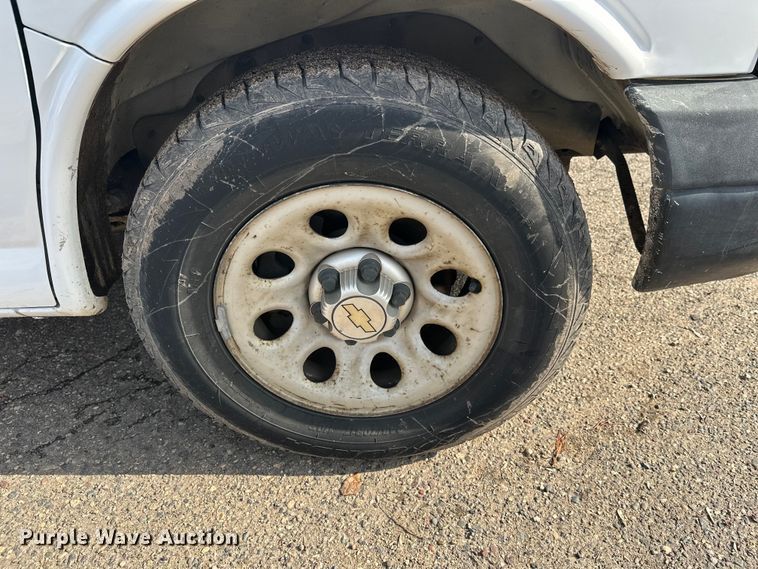 image for item FK0006 2011 Chevrolet Express van