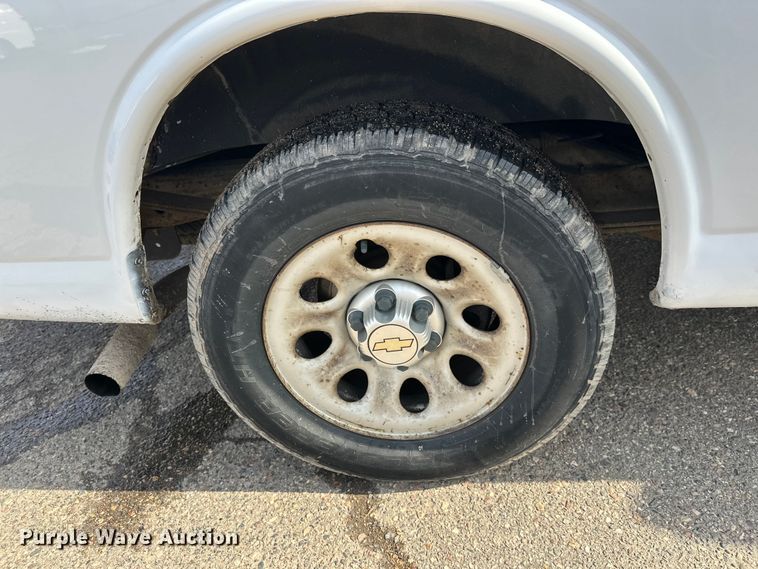 image for item FK0006 2011 Chevrolet Express van