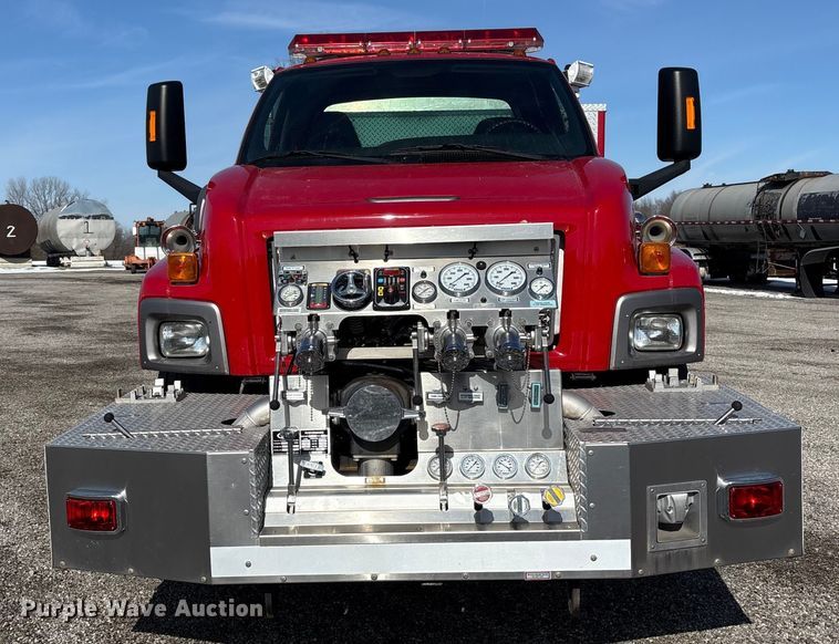 image for item FK1179 2007 Chevrolet C8500 pumper fire truck