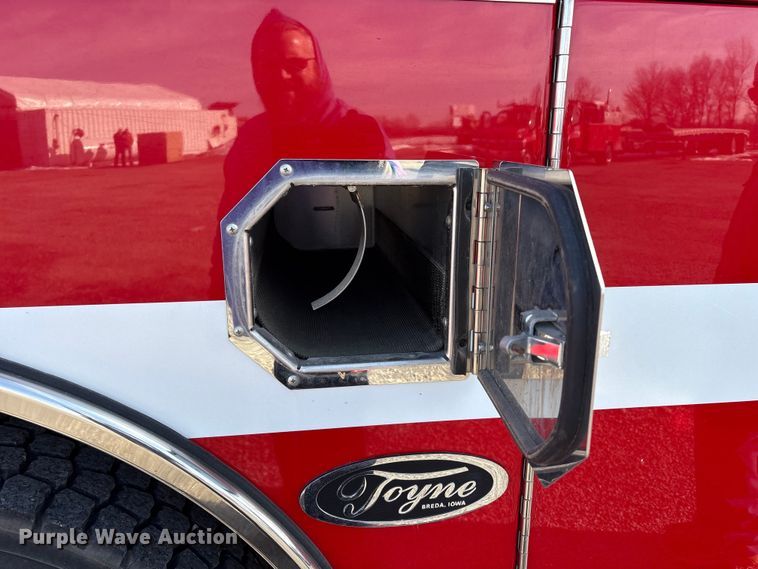 image for item FK1179 2007 Chevrolet C8500 pumper fire truck