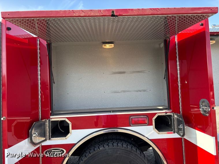 image for item FK1179 2007 Chevrolet C8500 pumper fire truck