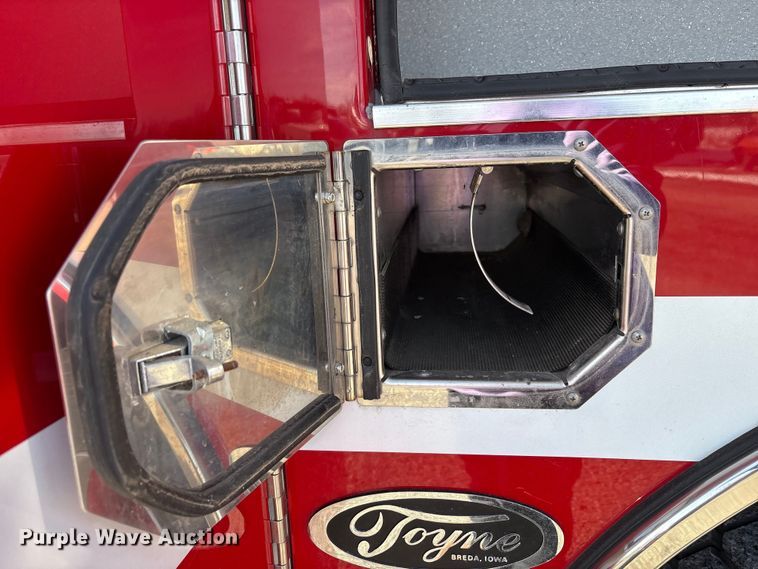 image for item FK1179 2007 Chevrolet C8500 pumper fire truck