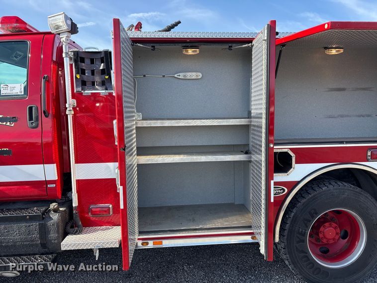 image for item FK1179 2007 Chevrolet C8500 pumper fire truck