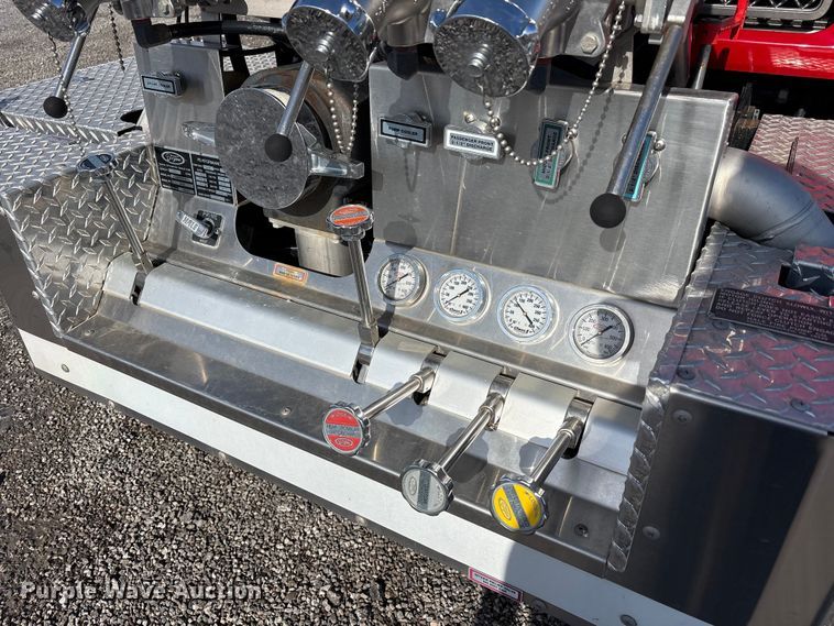 image for item FK1179 2007 Chevrolet C8500 pumper fire truck