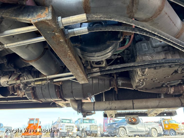 image for item FK1179 2007 Chevrolet C8500 pumper fire truck