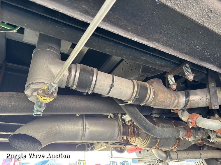 image for item FK1179 2007 Chevrolet C8500 pumper fire truck