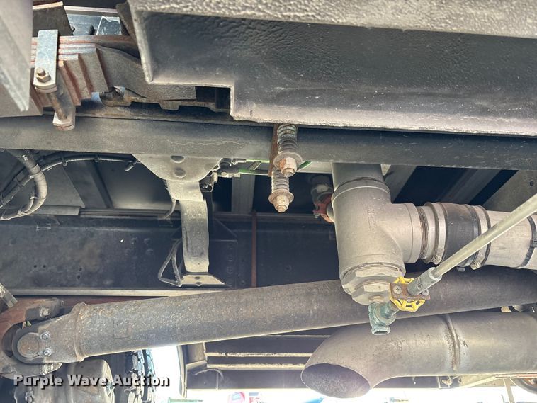 image for item FK1179 2007 Chevrolet C8500 pumper fire truck