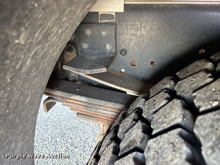 image for item FK1179 2007 Chevrolet C8500 pumper fire truck