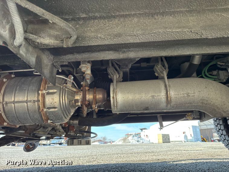 image for item FK1179 2007 Chevrolet C8500 pumper fire truck