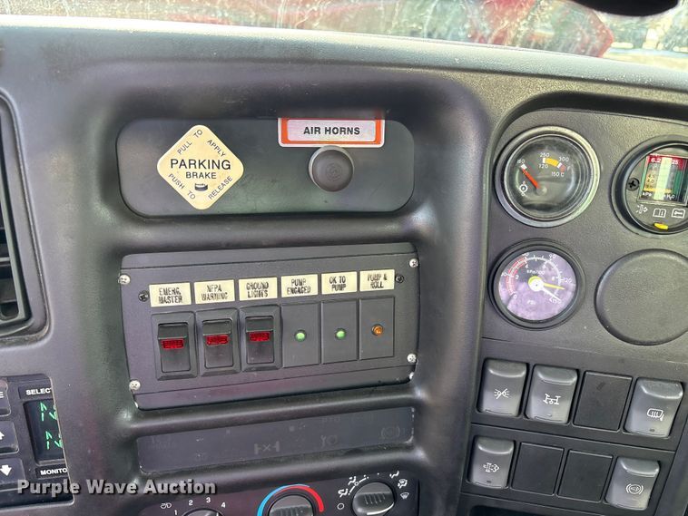 image for item FK1179 2007 Chevrolet C8500 pumper fire truck