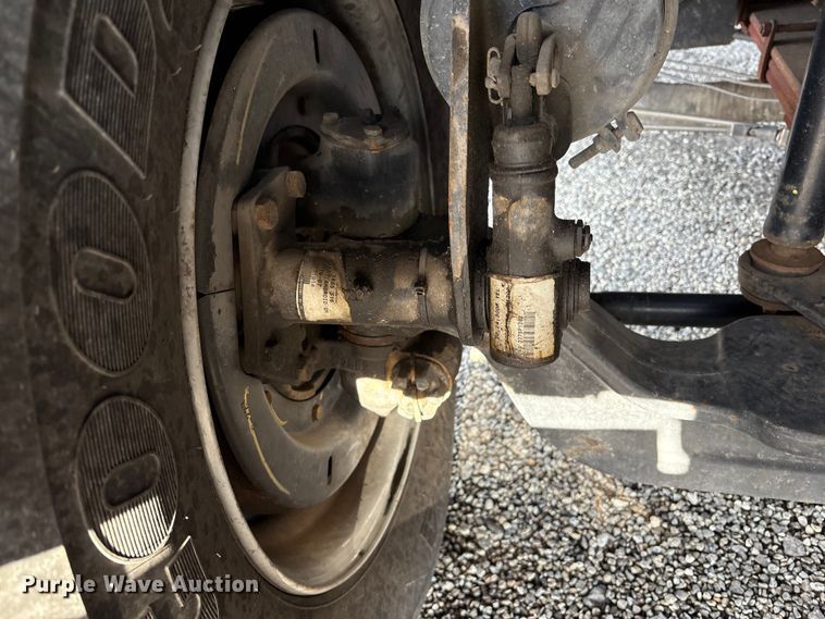 image for item FK1179 2007 Chevrolet C8500 pumper fire truck