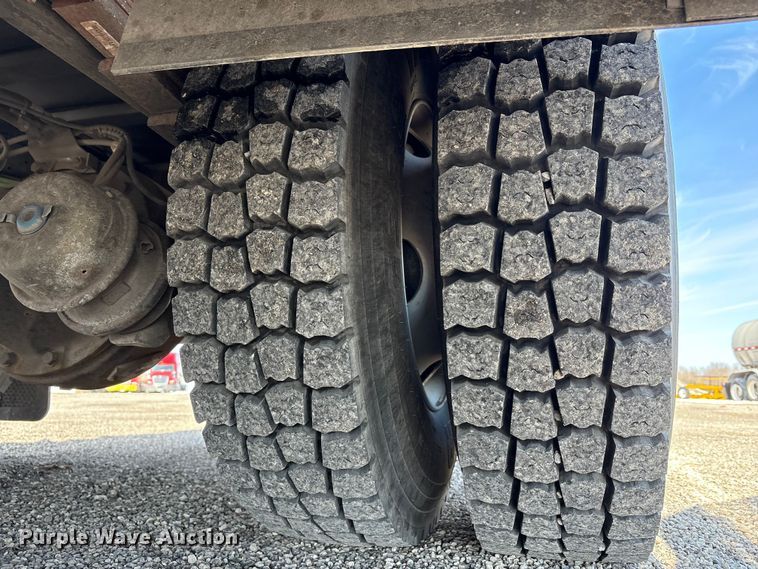 image for item FK1179 2007 Chevrolet C8500 pumper fire truck