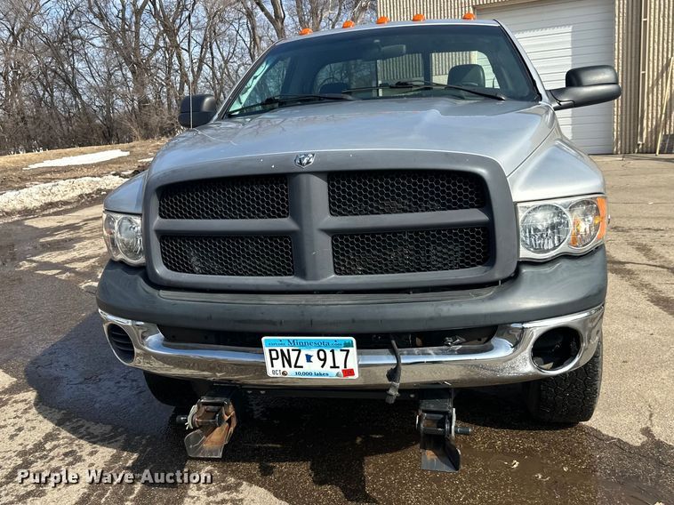 image for item FK1710 2004 Dodge Ram 2500 pickup truck