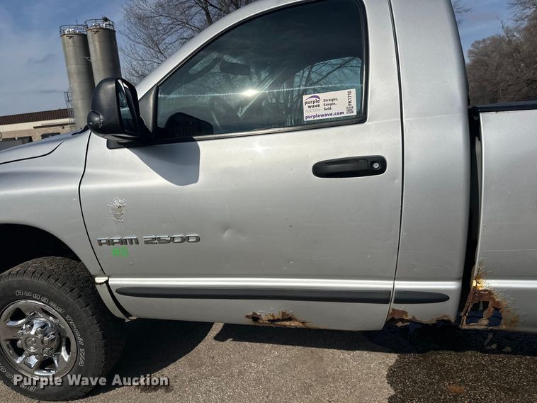 image for item FK1710 2004 Dodge Ram 2500 pickup truck