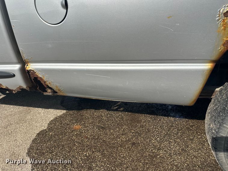 image for item FK1710 2004 Dodge Ram 2500 pickup truck