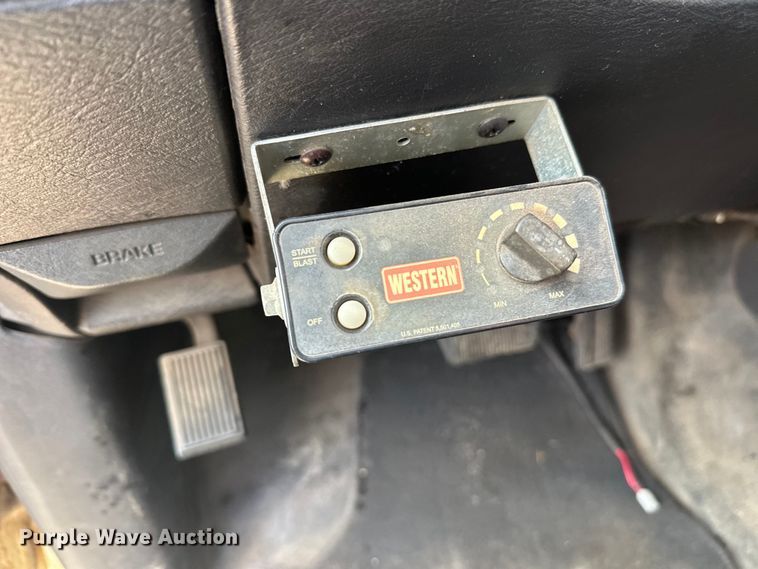 image for item FK1710 2004 Dodge Ram 2500 pickup truck