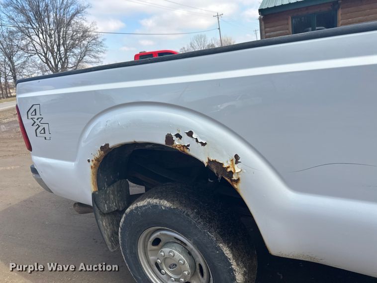 image for item FK1715 2015 Ford F350 Super Duty pickup truck