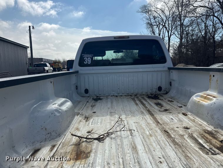 image for item FK1715 2015 Ford F350 Super Duty pickup truck