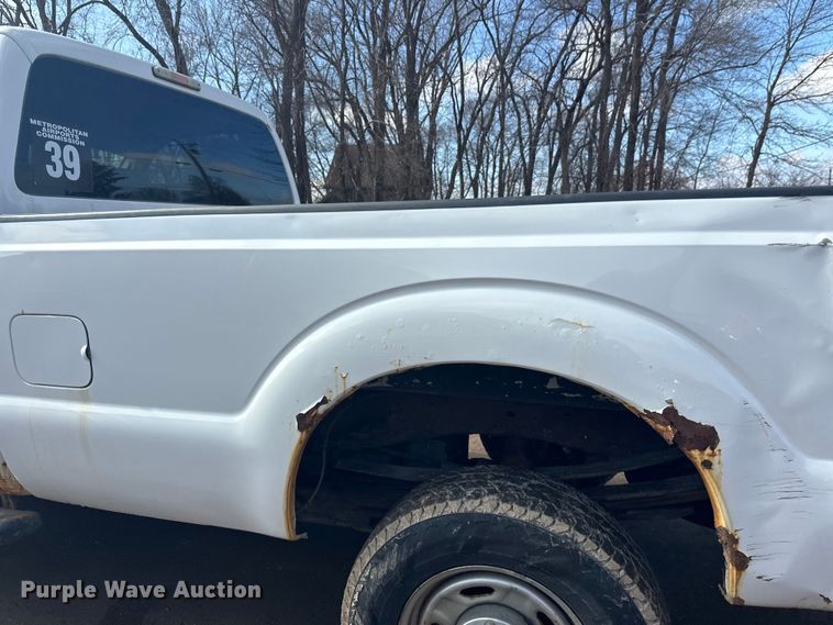 image for item FK1715 2015 Ford F350 Super Duty pickup truck