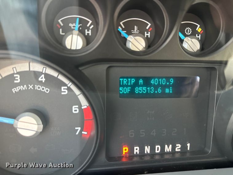 image for item FK1715 2015 Ford F350 Super Duty pickup truck