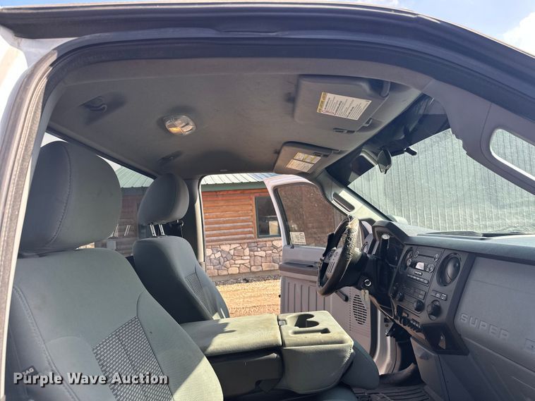 image for item FK1715 2015 Ford F350 Super Duty pickup truck