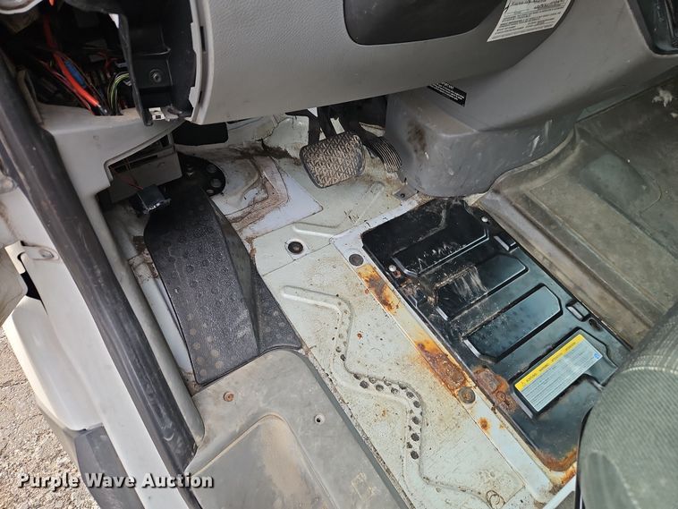 image for item FN5582 2014 Freightliner Sprinter van