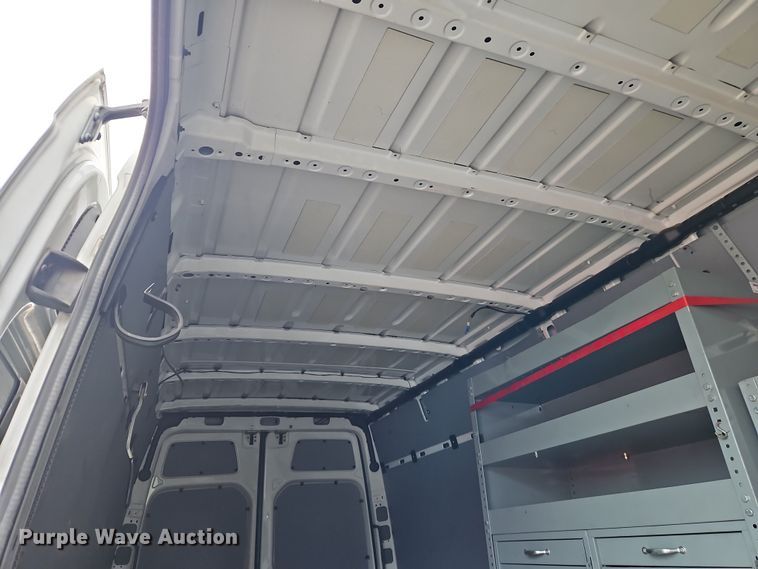 image for item FN5582 2014 Freightliner Sprinter van