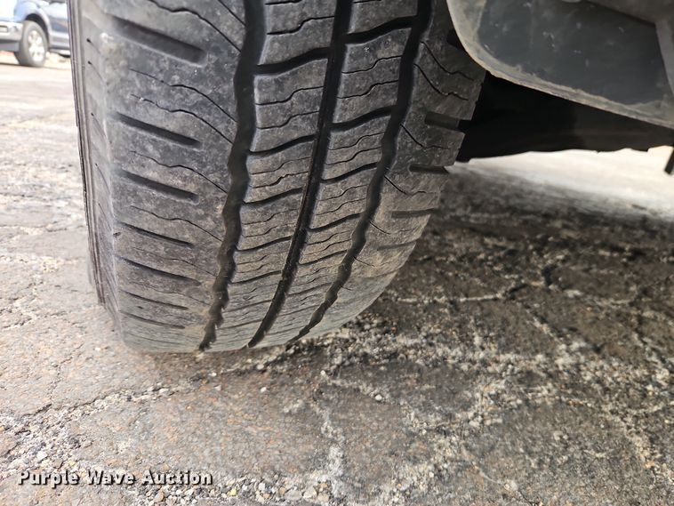 image for item FN5582 2014 Freightliner Sprinter van