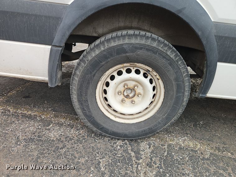 image for item FN5582 2014 Freightliner Sprinter van