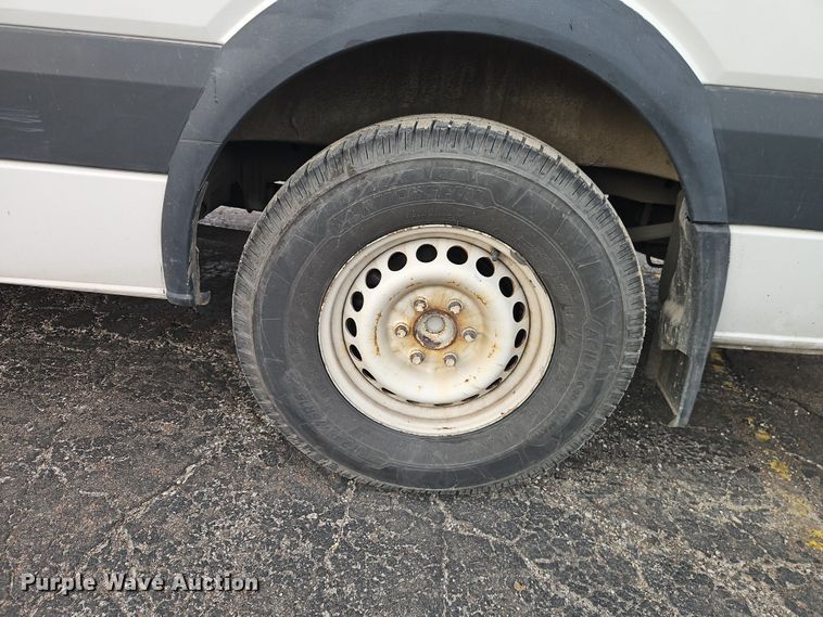 image for item FN5582 2014 Freightliner Sprinter van