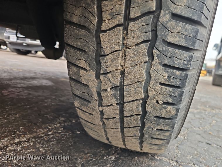 image for item FN5582 2014 Freightliner Sprinter van