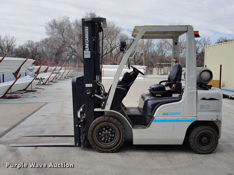 image for item IH9451 2016 UniCarriers PF50 forklift
