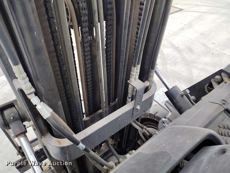 image for item IH9451 2016 UniCarriers PF50 forklift