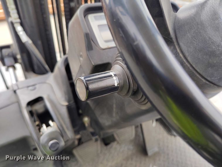 image for item IH9451 2016 UniCarriers PF50 forklift