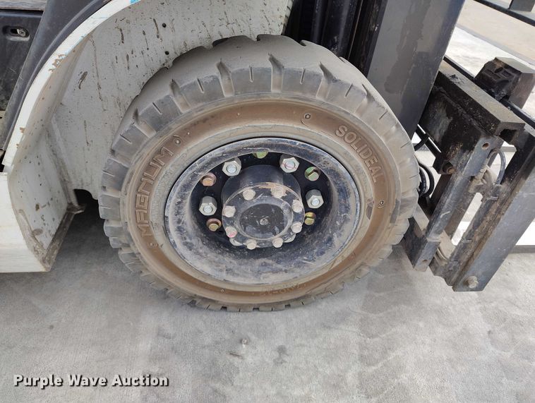 image for item IH9451 2016 UniCarriers PF50 forklift