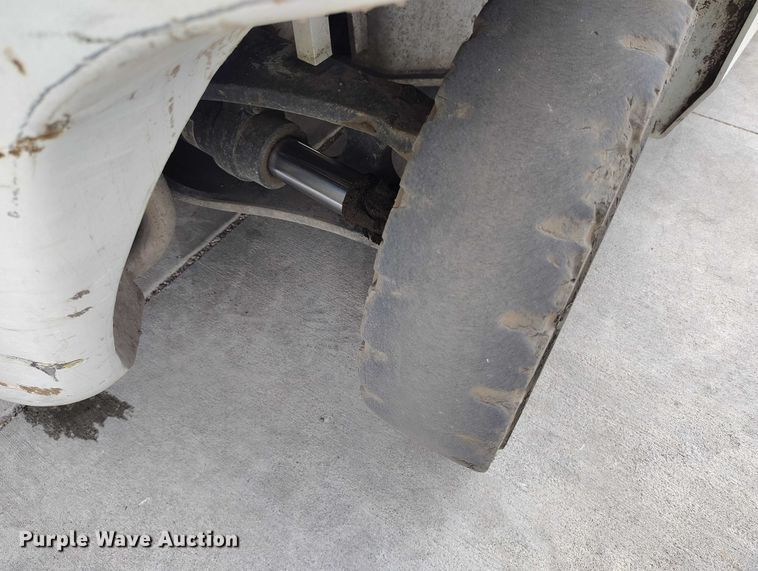 image for item IH9451 2016 UniCarriers PF50 forklift