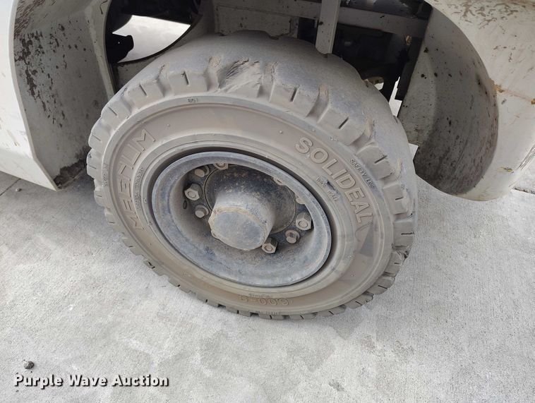 image for item IH9451 2016 UniCarriers PF50 forklift