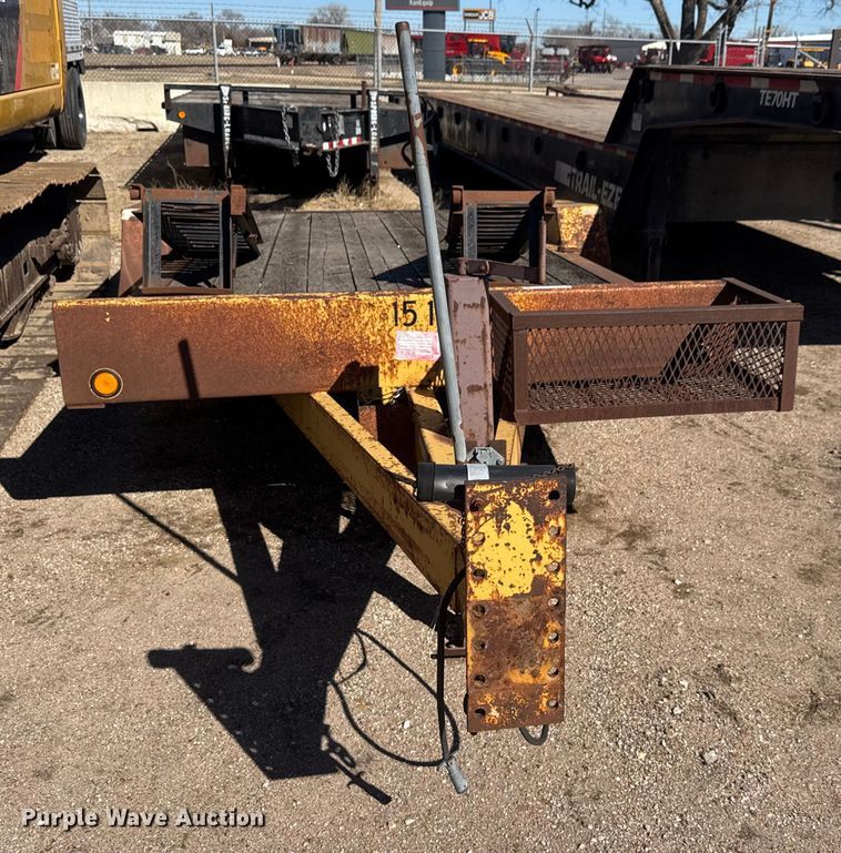 image for item NA9816 1995 Redi Haul utility trailer