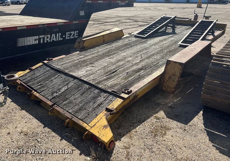image for item NA9816 1995 Redi Haul utility trailer