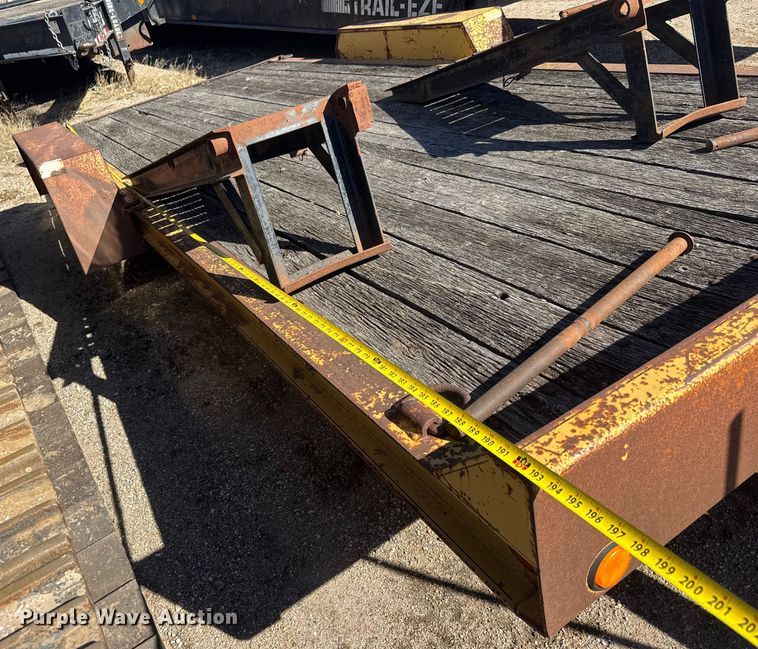 image for item NA9816 1995 Redi Haul utility trailer