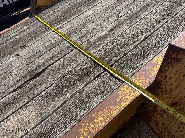 image for item NA9816 1995 Redi Haul utility trailer