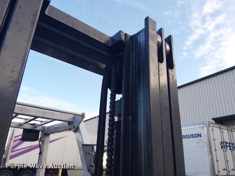 image for item NC9757 2016 UniCarriers CFS40 forklift