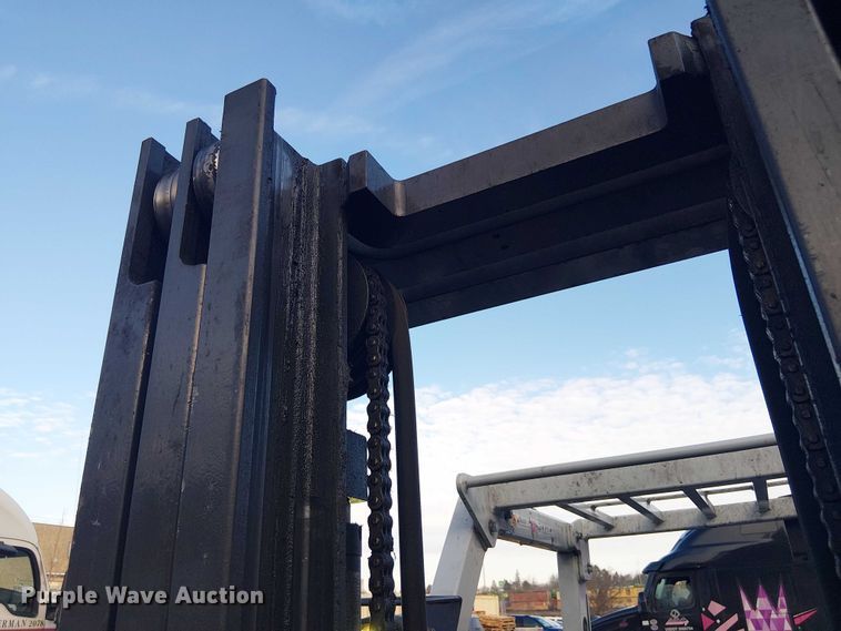 image for item NC9757 2016 UniCarriers CFS40 forklift