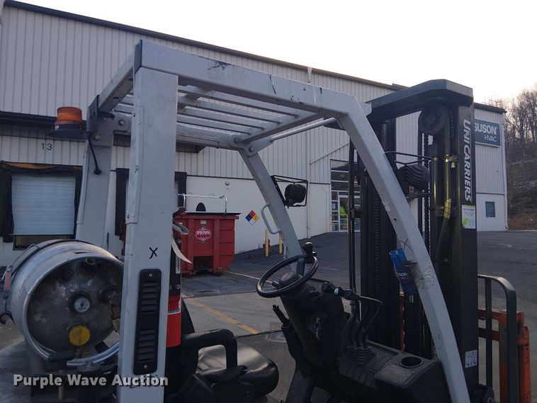 image for item NC9757 2016 UniCarriers CFS40 forklift