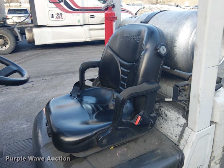 image for item NC9757 2016 UniCarriers CFS40 forklift