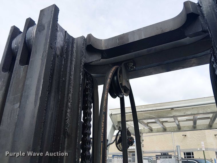 image for item NC9764 2015 Nissan PF50 forklift