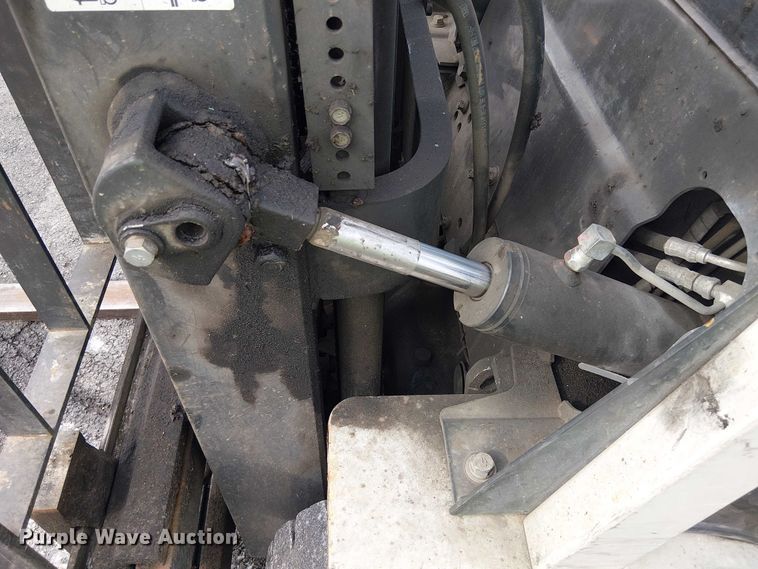 image for item NC9764 2015 Nissan PF50 forklift