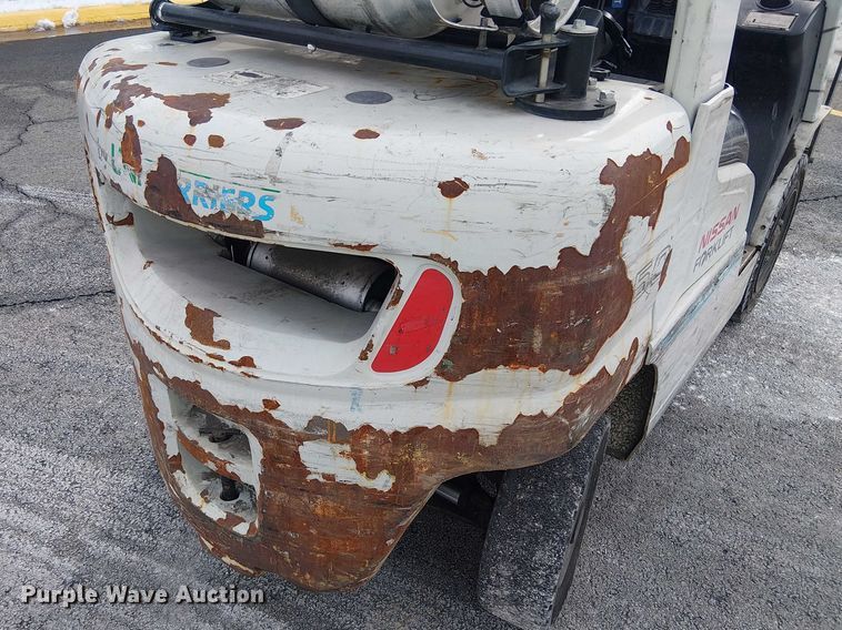 image for item NC9764 2015 Nissan PF50 forklift