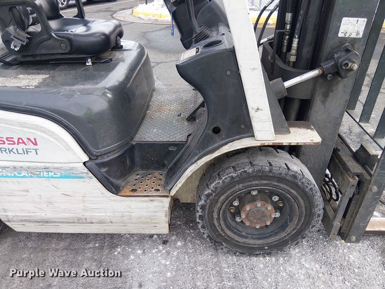 image for item NC9764 2015 Nissan PF50 forklift